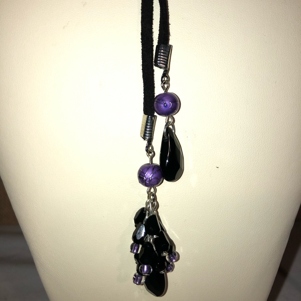 Black Onyx and Purple Chocker and Earring Set - Picture 3 of 8